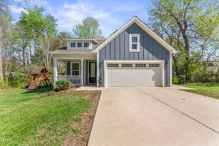 295 Buckingham Drive, Mebane, NC 27302