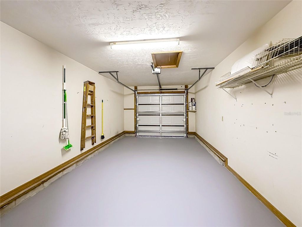 Image 21 of property listing at 4019 NW 17TH TERRACE, Gainesville, FL 32605