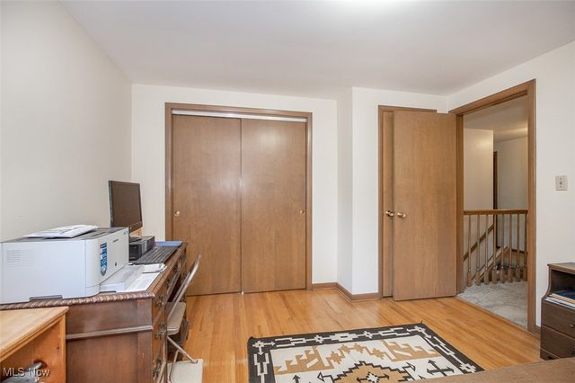 8501 Pin Oak Drive, Parma, OH 44130