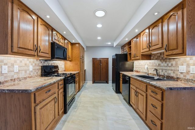 11612 Yellowstone Trail, Harlan, IN 46743