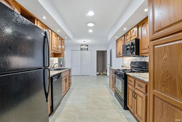 11612 Yellowstone Trail, Harlan, IN 46743
