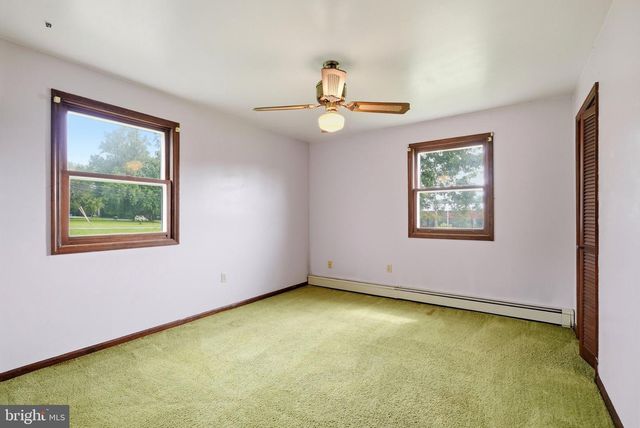 610 PENN GREEN RD, Landenberg, PA 19350