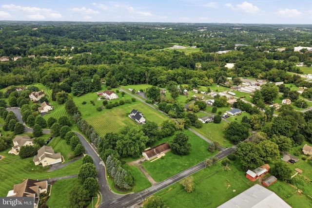610 PENN GREEN RD, Landenberg, PA 19350