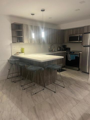 2145 Pierce Street 422, Hollywood, FL 33020