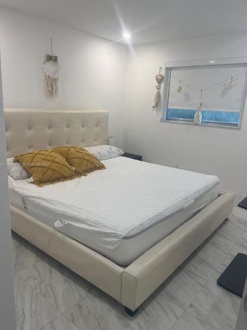 2145 Pierce Street 422, Hollywood, FL 33020