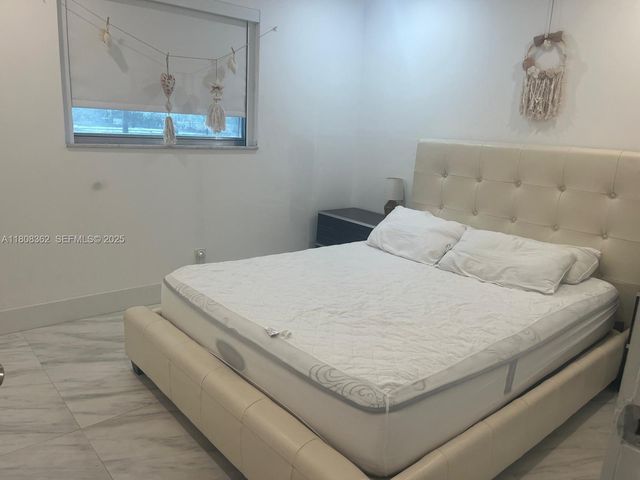 2145 Pierce Street 422, Hollywood, FL 33020