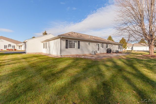 901 Carriage Drive, Tecumseh, MI 49286