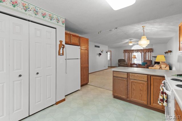 901 Carriage Drive, Tecumseh, MI 49286