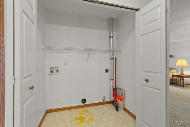 901 Carriage Drive, Tecumseh, MI 49286