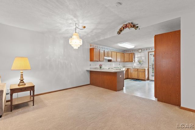 901 Carriage Drive, Tecumseh, MI 49286