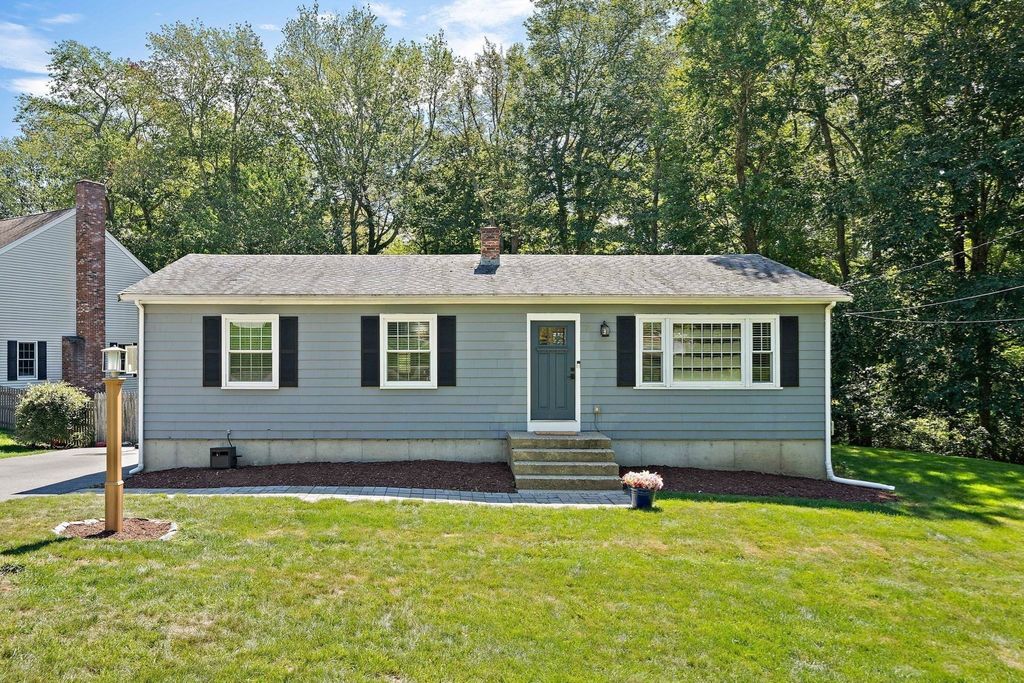 770 South River St, Marshfield, MA 02050