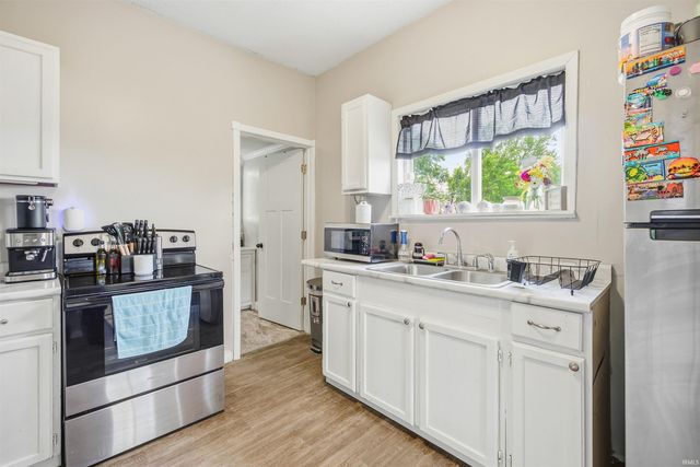 113 E Penn Street, Van Buren, IN 46991