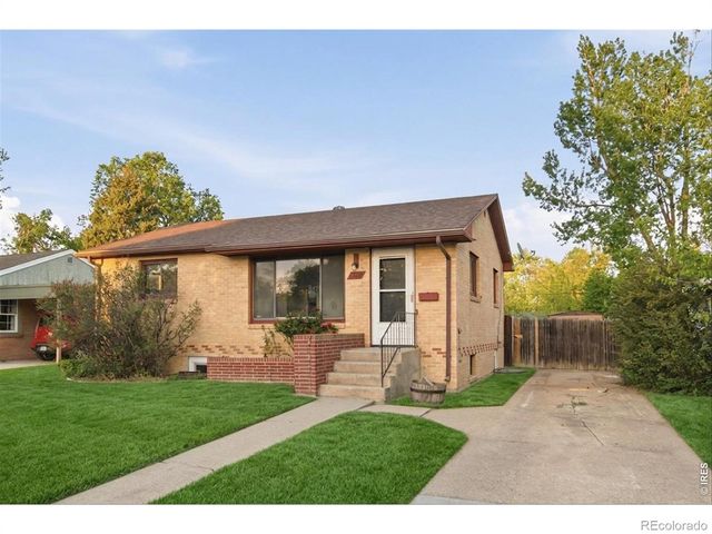1518 Kimbark Street, Longmont, CO 80501