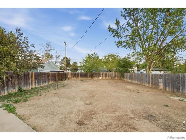 1518 Kimbark Street, Longmont, CO 80501
