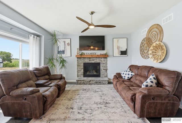 12615 Schirra Street, Omaha, NE 68138