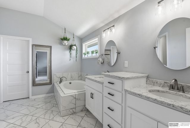 12615 Schirra Street, Omaha, NE 68138