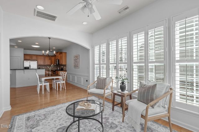 828 Gillinder Place, Cary, NC 27519