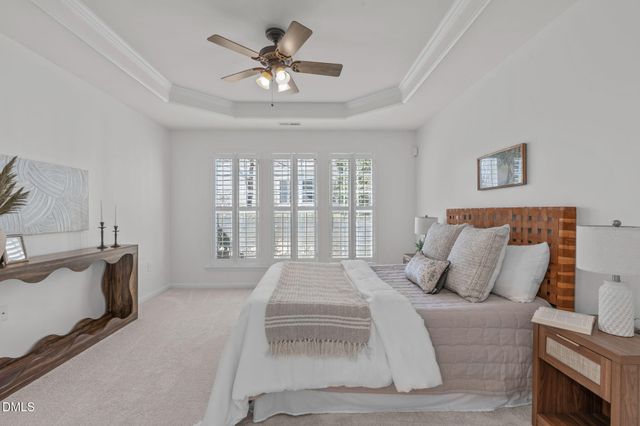 828 Gillinder Place, Cary, NC 27519