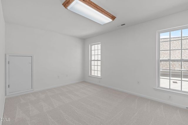 828 Gillinder Place, Cary, NC 27519