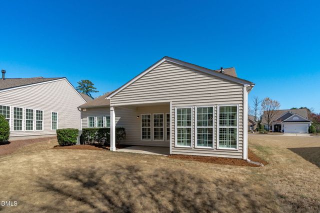 828 Gillinder Place, Cary, NC 27519