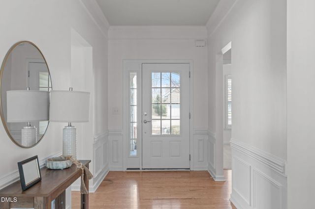 828 Gillinder Place, Cary, NC 27519