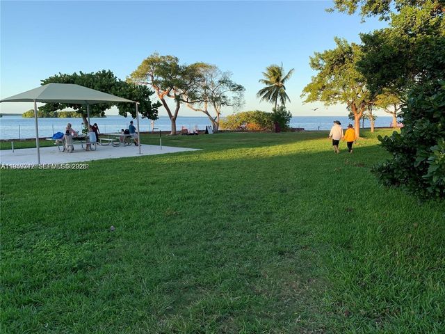 1106 SE 13th Ave, Homestead, FL 33035