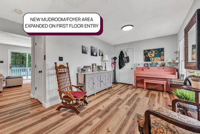 160 Indian Pointe DR, Hardy, VA 24101