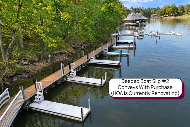 160 Indian Pointe DR, Hardy, VA 24101