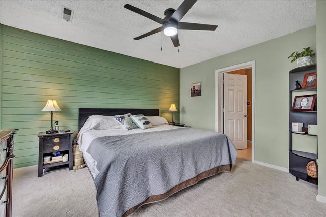 160 Indian Pointe DR, Hardy, VA 24101