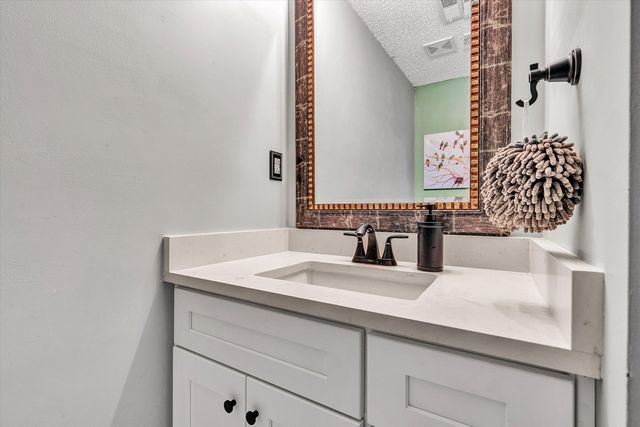 160 Indian Pointe DR, Hardy, VA 24101