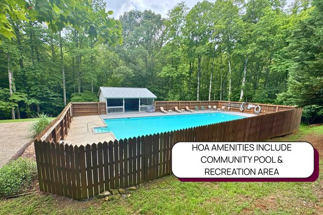 160 Indian Pointe DR, Hardy, VA 24101