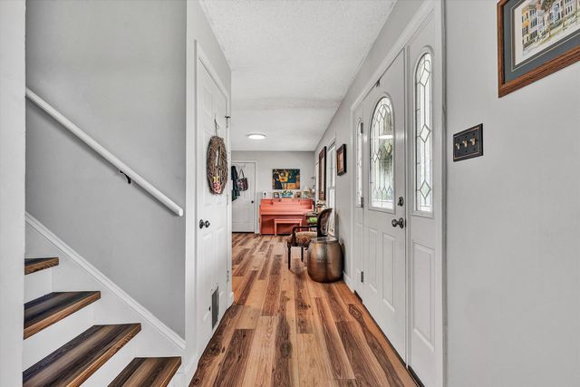160 Indian Pointe DR, Hardy, VA 24101