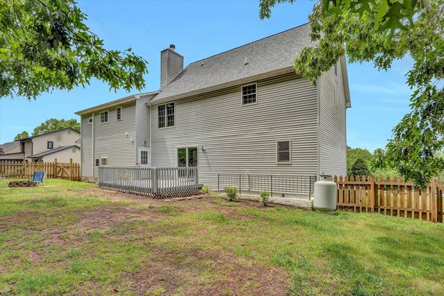 160 Indian Pointe DR, Hardy, VA 24101