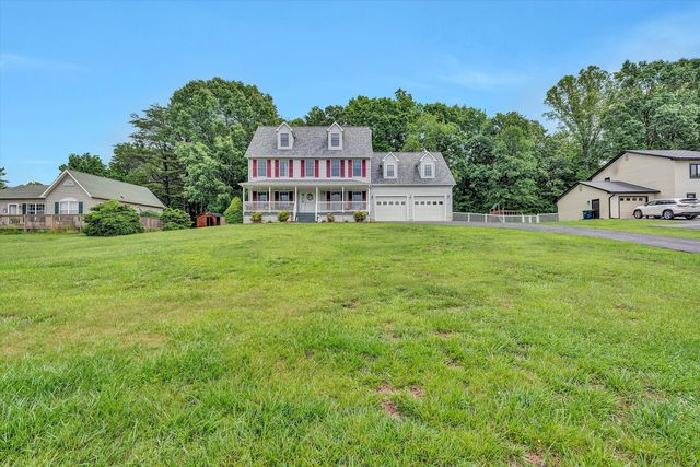160 Indian Pointe DR, Hardy, VA 24101
