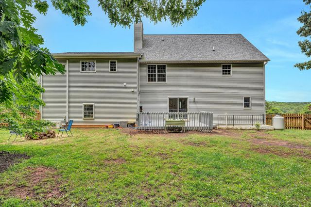 160 Indian Pointe DR, Hardy, VA 24101