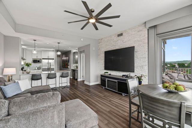 400 Riverboat, 902, Newport, KY 41071