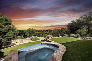 26804 Masters PKWY, Spicewood, TX 78669