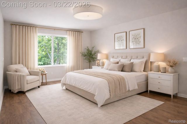 295 Whispering Pines Drive 13, Fenton, MI 48430