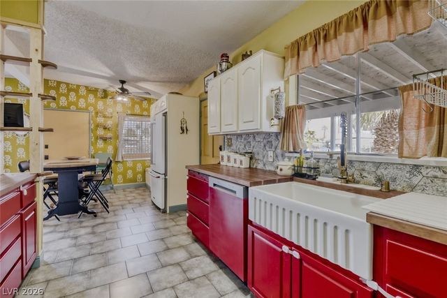 225 Wisteria Avenue, Las Vegas, NV 89107