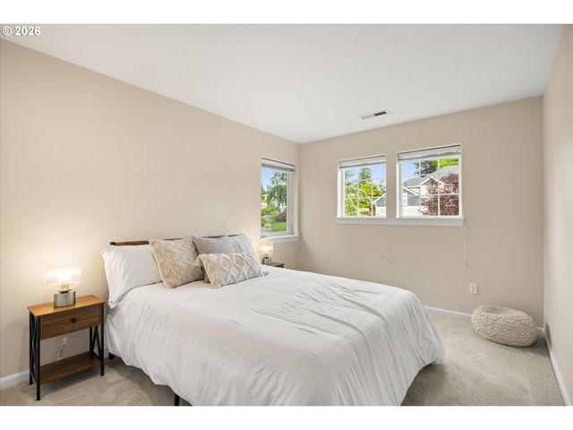 16187 WIDMAN Ct, Oregon City, OR 97045