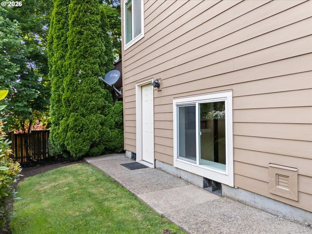 16187 WIDMAN Ct, Oregon City, OR 97045