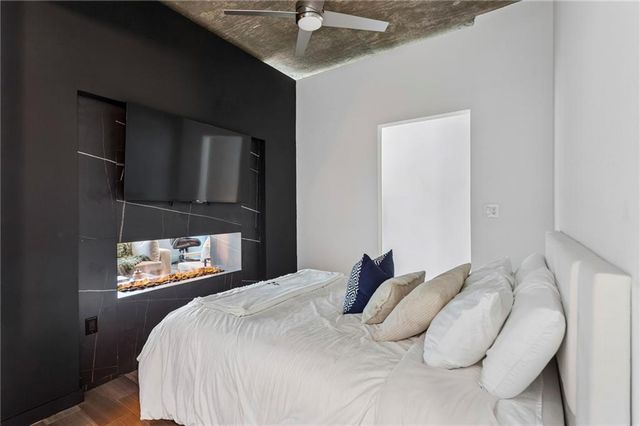 933 Peachtree Street NE 1824, Atlanta, GA 30309