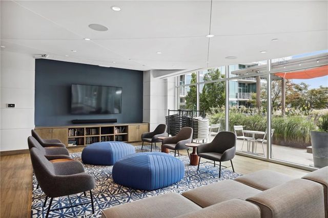 933 Peachtree Street NE 1824, Atlanta, GA 30309