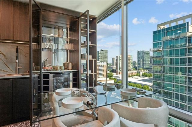 933 Peachtree Street NE 1824, Atlanta, GA 30309