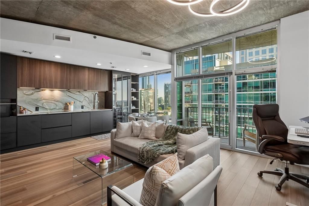 933 Peachtree Street NE 1824, Atlanta, GA 30309