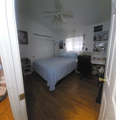 400 N Melrose 33, Vista, CA 92083