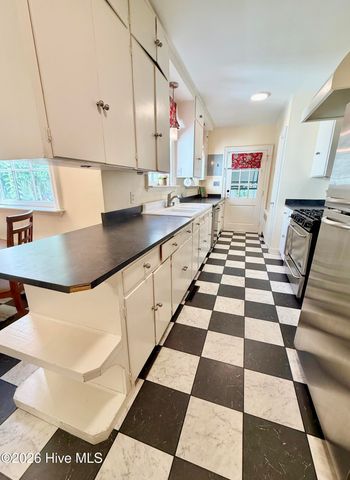 1009 Rhem Street, Kinston, NC 28501