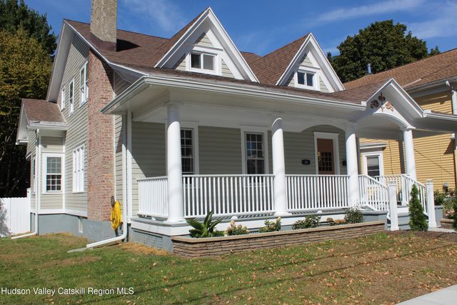 16 Aitken Avenue, Hudson, NY 12534