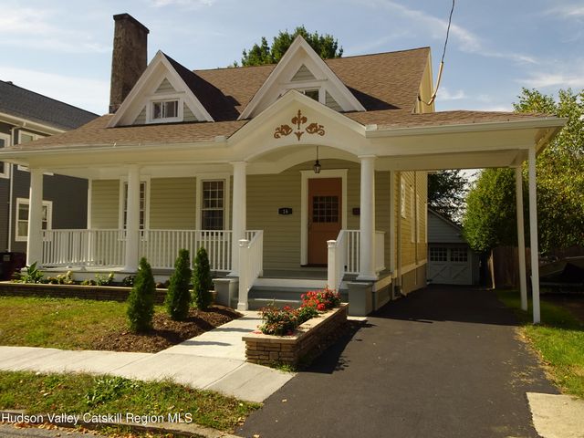 16 Aitken Avenue, Hudson, NY 12534