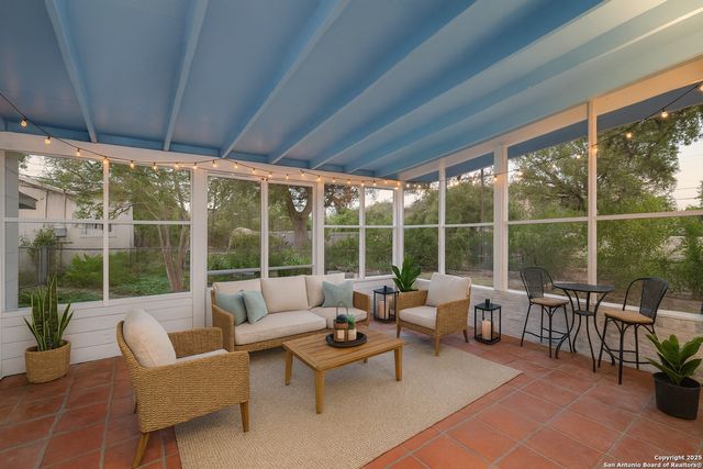 266 Cromwell, San Antonio, TX 78228